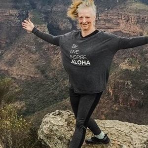 Meet your Posher, Lorie